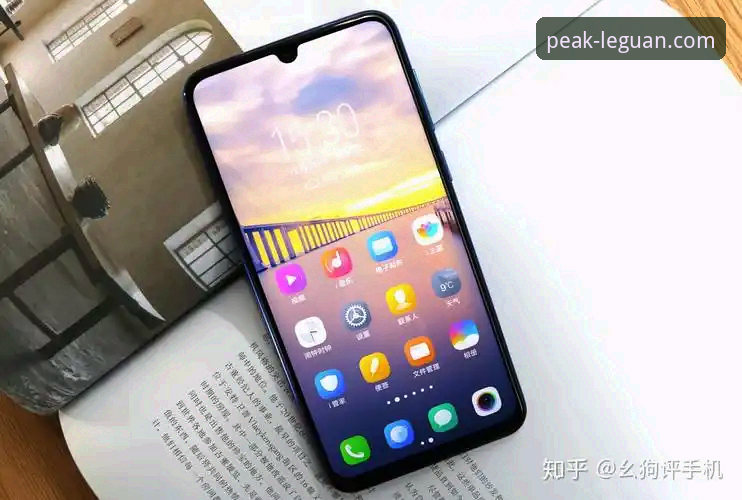 乐冠安装 乐冠体育平台 vs A8Z3生态:从安装到沉浸体验的差异与选择